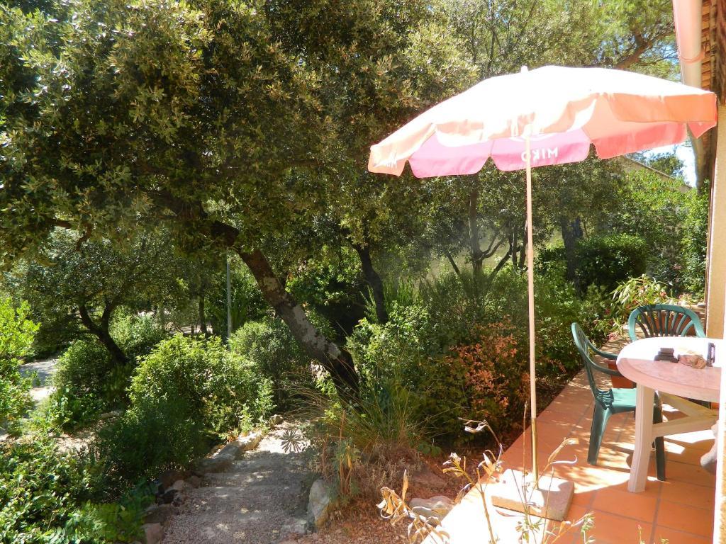Parque de vacaciones Les Arbousiers Village Provencal La Roquebrussanne