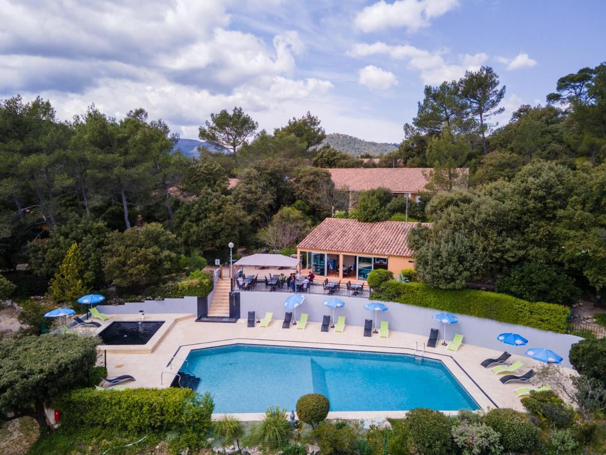 Les Arbousiers Hôtel&village La Roquebrussanne