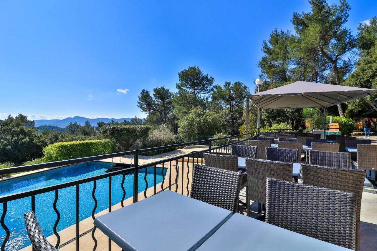 Les Arbousiers Hôtel&village Village de vacances 3*